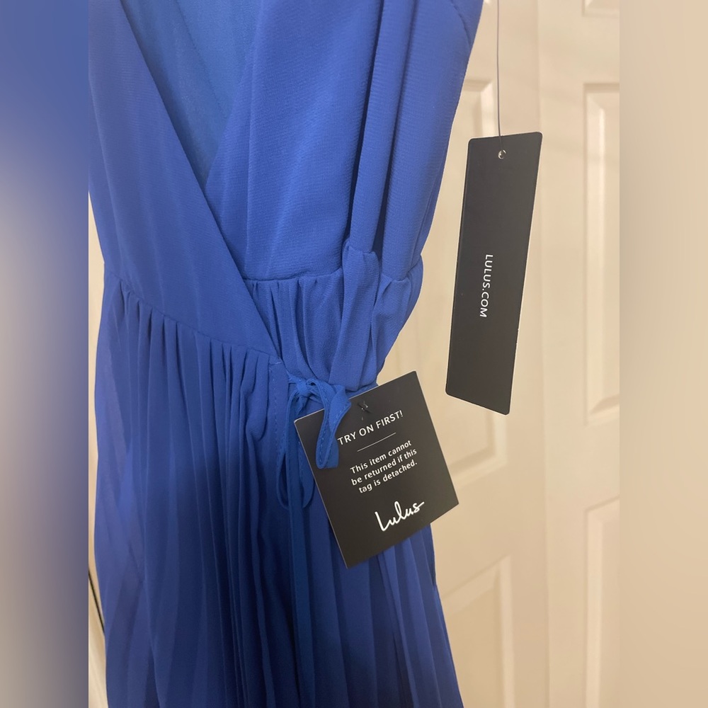 Royal blue pleated Lulus dress - Picture 3 of 4